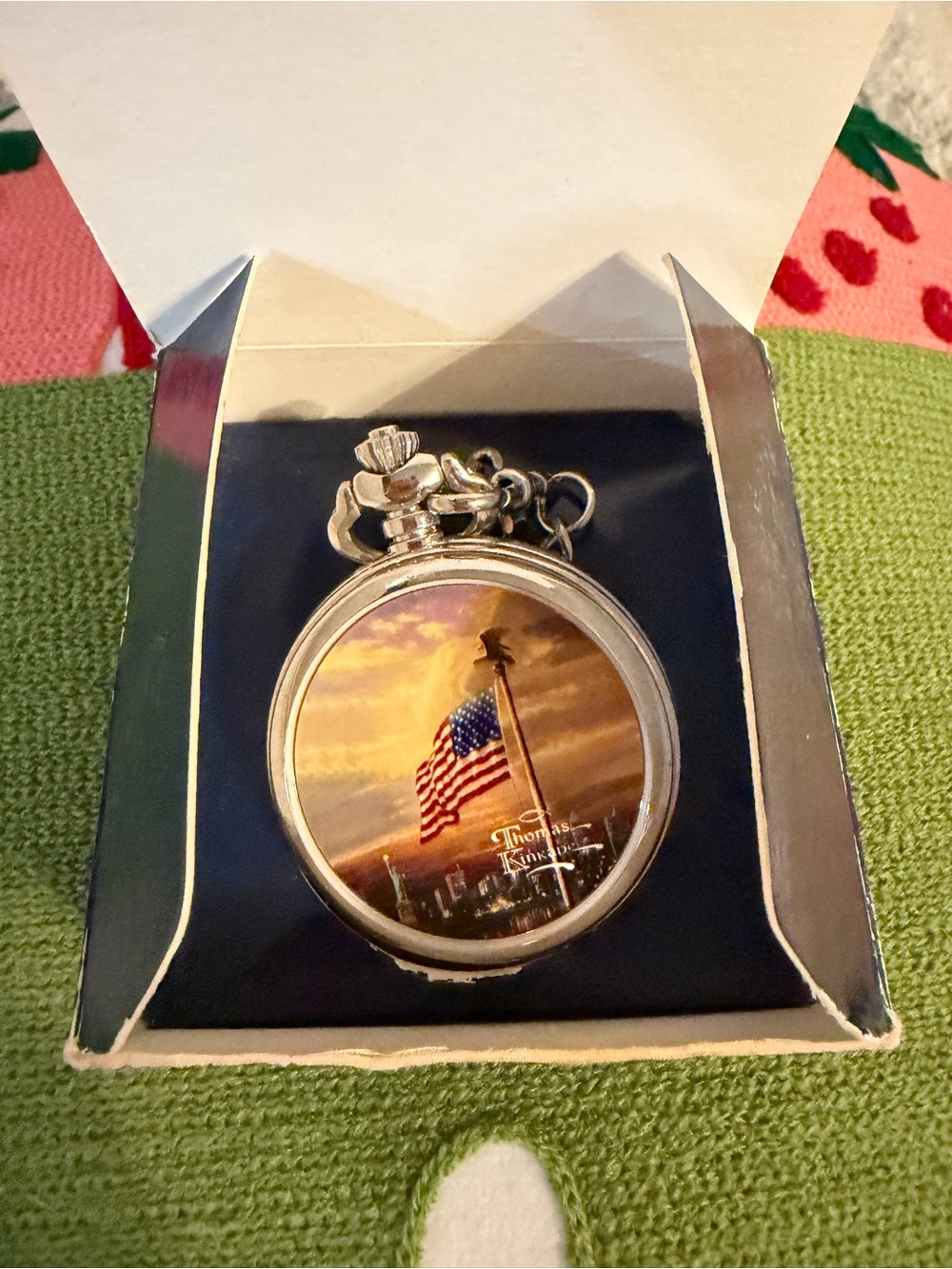 Thomas Kincaid American Flag Pocket Watch Quartz